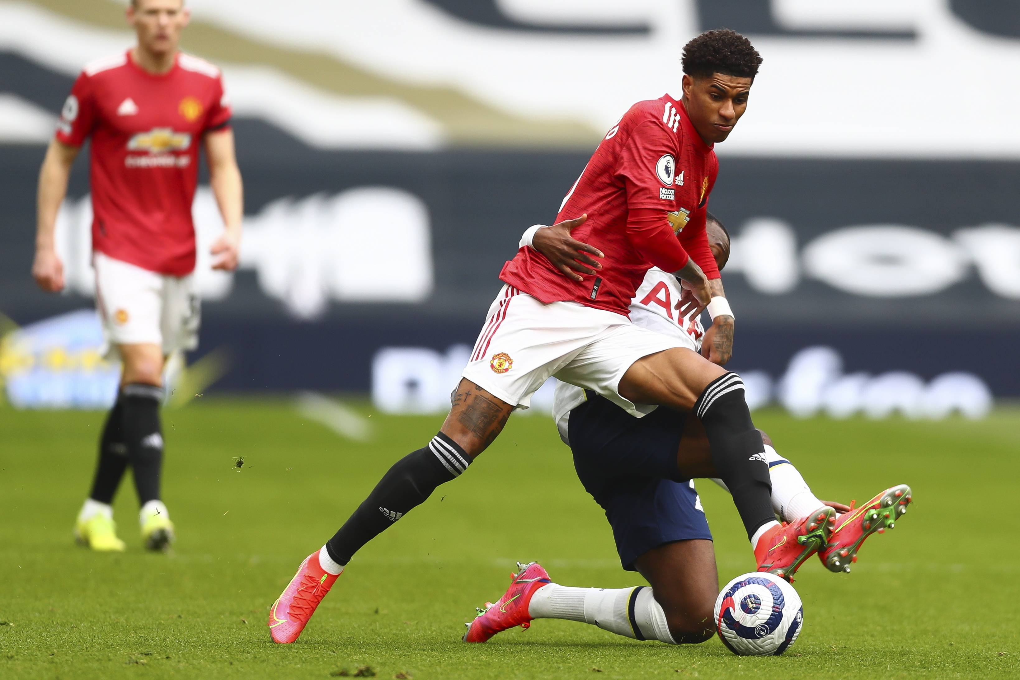 的精神尤为 的精神尤为